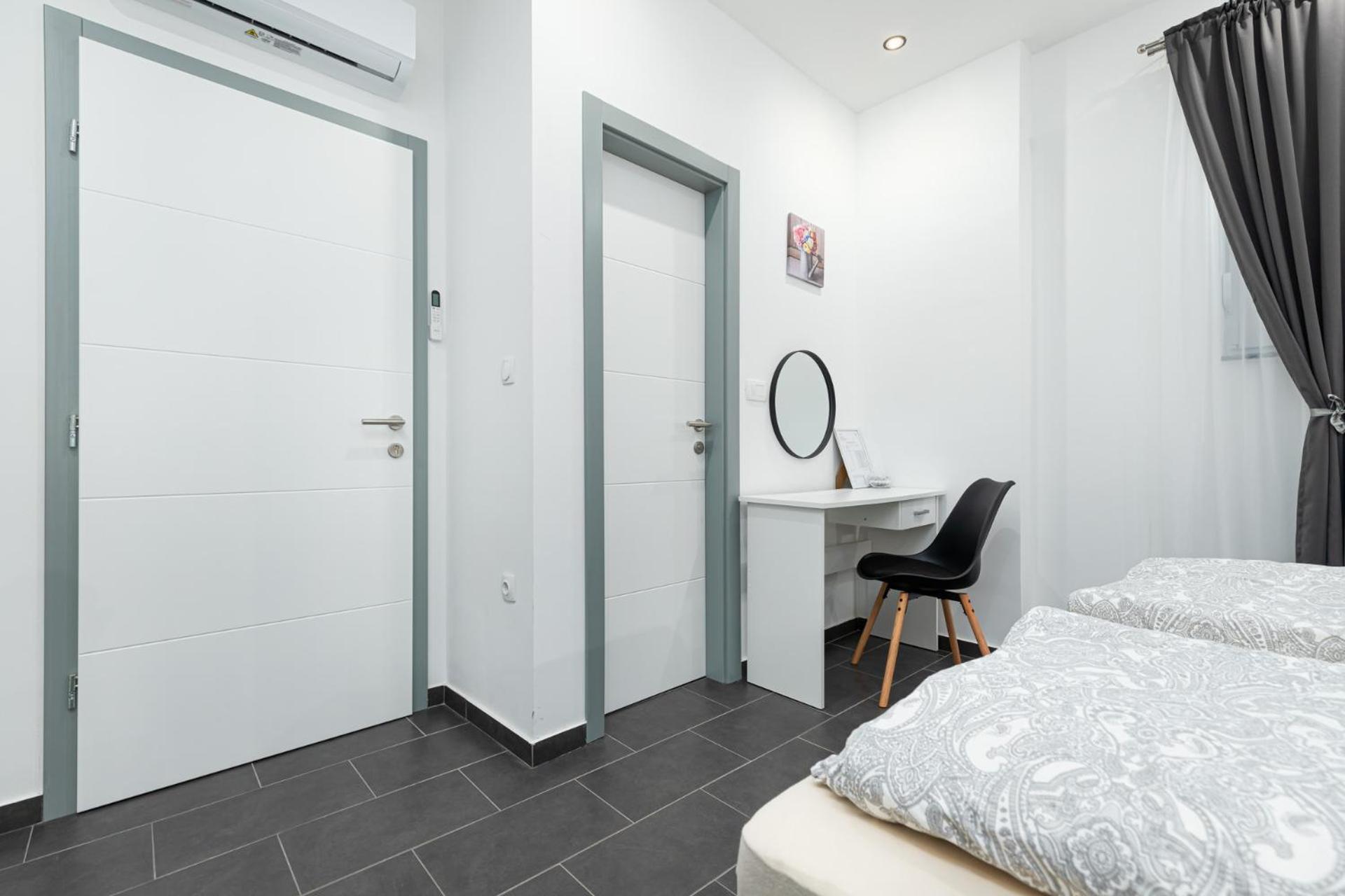 Rooms And Studio Flora Porec Ngoại thất bức ảnh