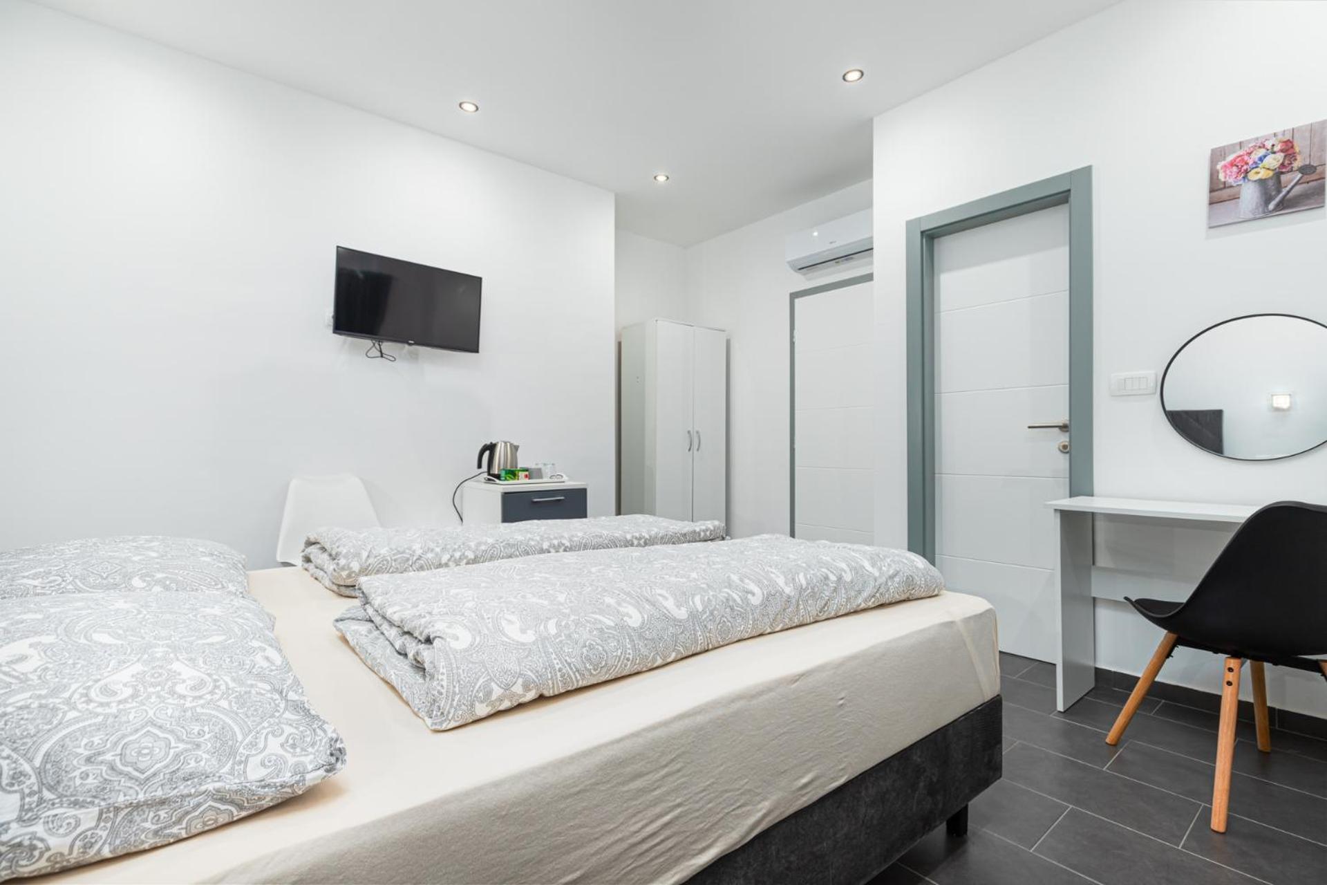 Rooms And Studio Flora Porec Ngoại thất bức ảnh